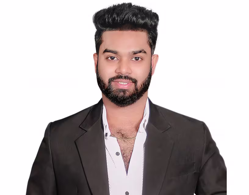 Travel Advisor Gayan